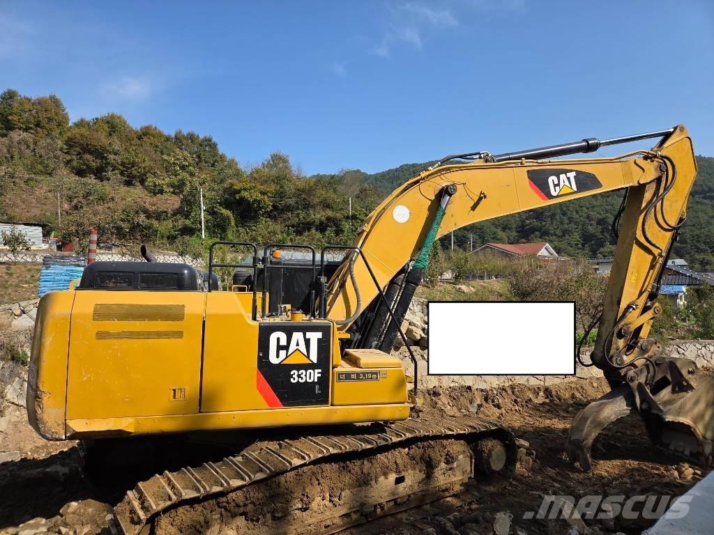 CAT 330FL Vikšriniai ekskavatoriai