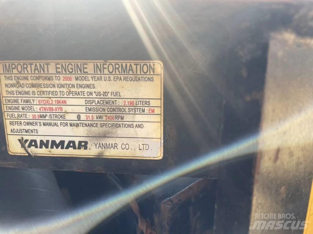 Kobelco SK 55 SR-3 Vikšriniai ekskavatoriai