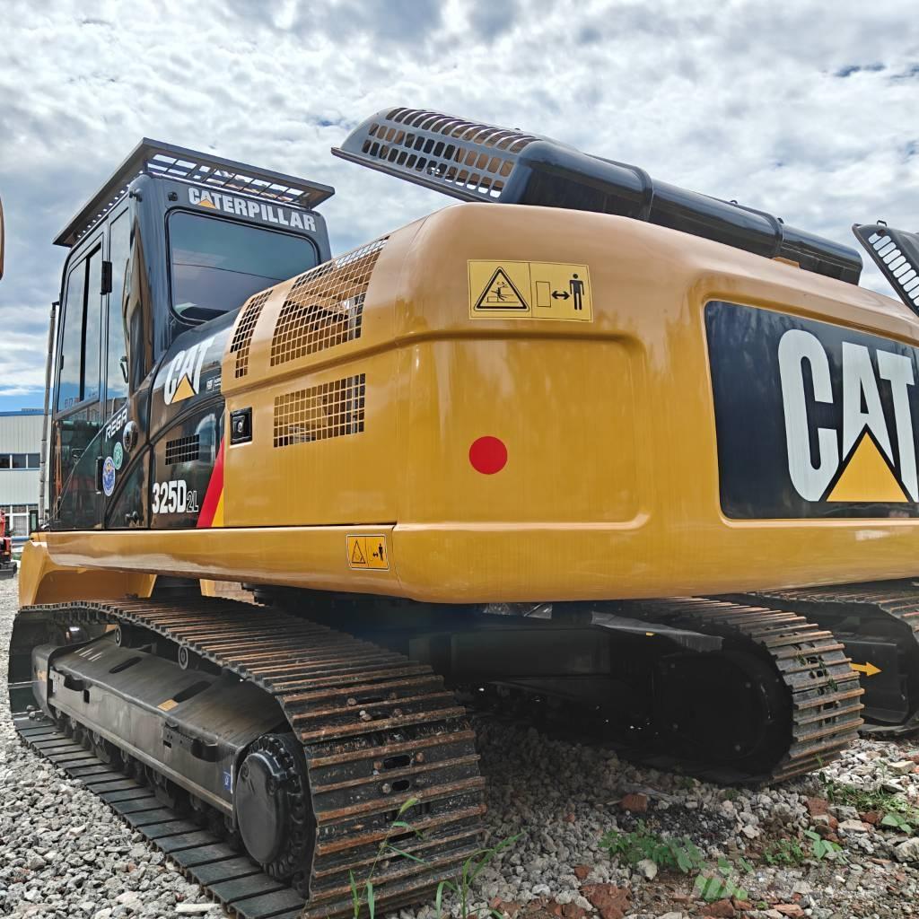 CAT 325 D Vikšriniai ekskavatoriai