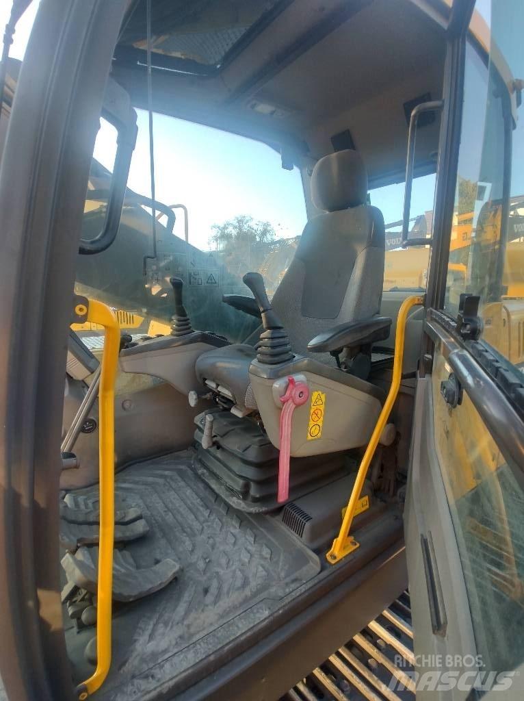 Volvo EC380DL Vikšriniai ekskavatoriai