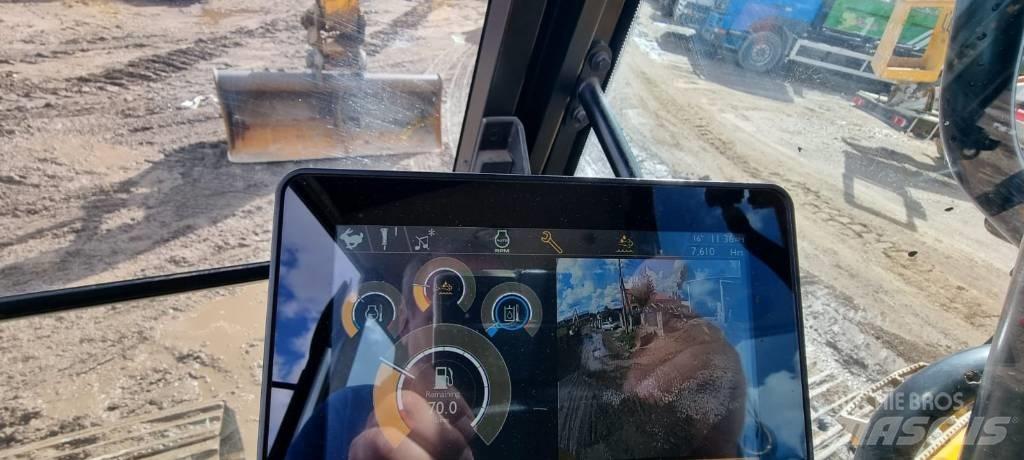 JCB 220X LC Vikšriniai ekskavatoriai