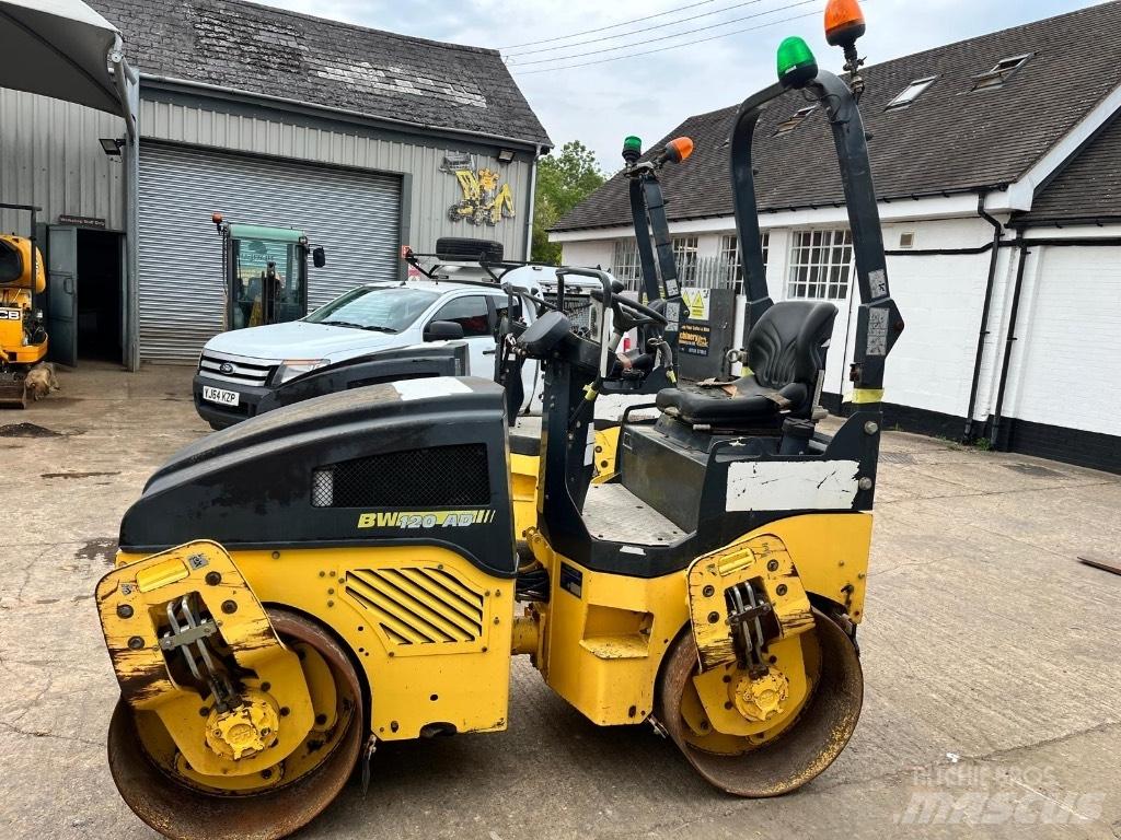 Bomag BW 120 AD-4 Porinių būgnų volai