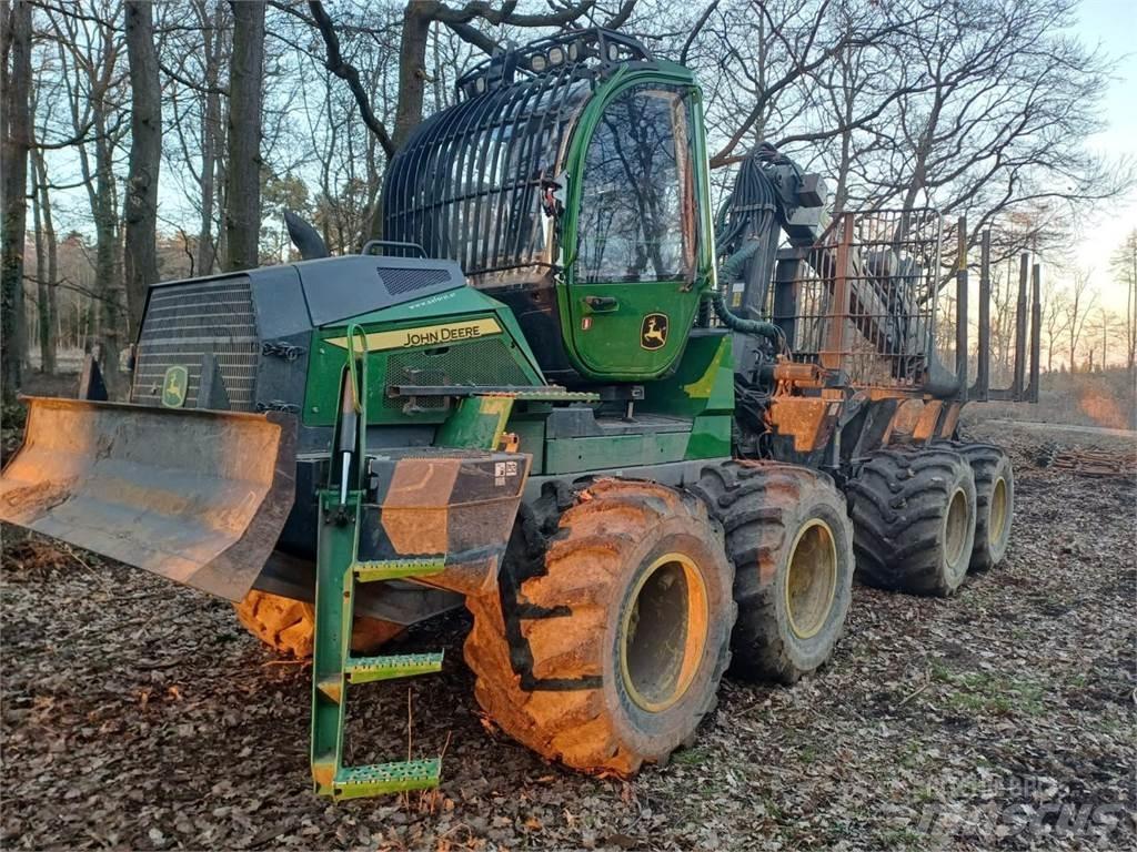 John Deere 1010 G Naudoti miškovežiai (Forvarderiai)