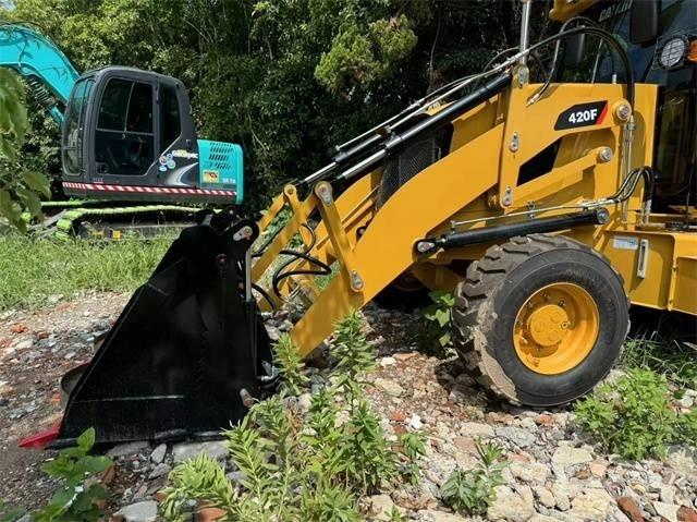 CAT 420 F Ekskavatoriniai krautuvai