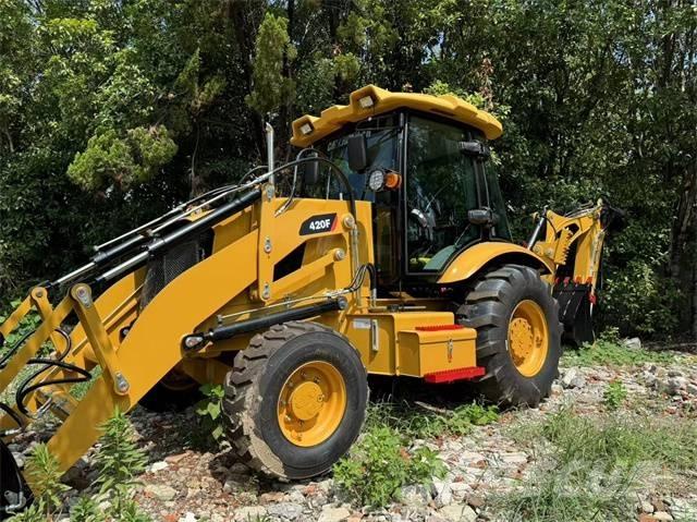 CAT 420 F Ekskavatoriniai krautuvai