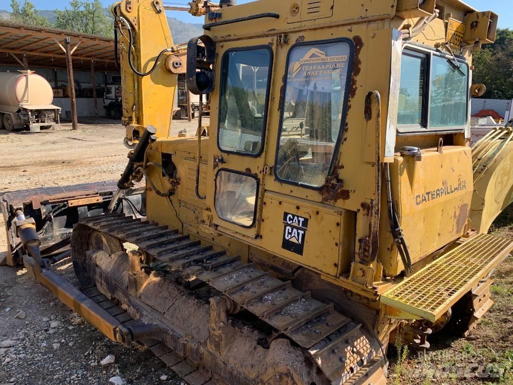 CAT D5B Vikšriniai buldozeriai