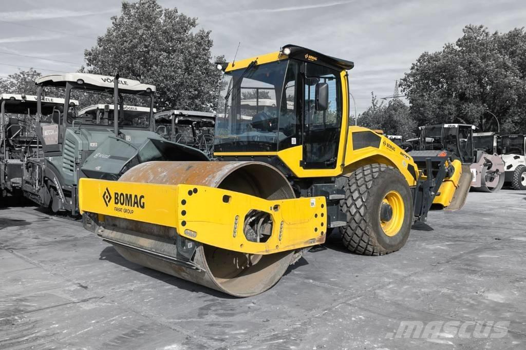 Bomag BW 213 D-5 Vieno būgno volai