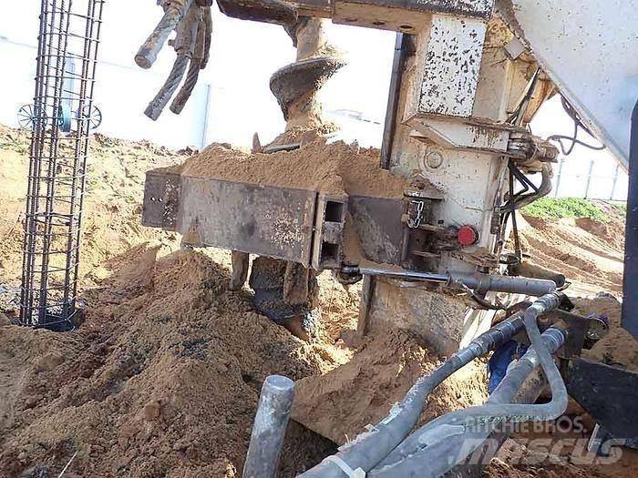 Casagrande CFA26 Žemės paviršiaus gręžimo technika
