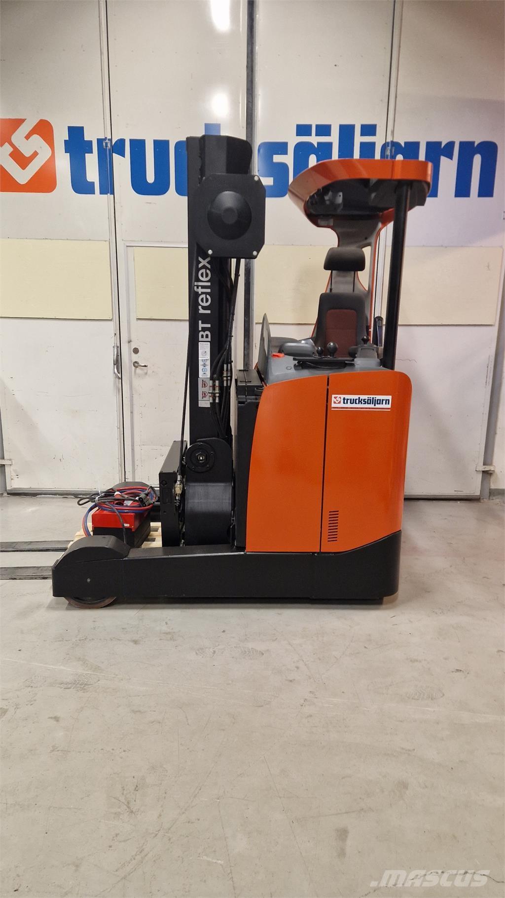 BT RRE200E Šakiniai krautuvai su prailgintu keltuvu