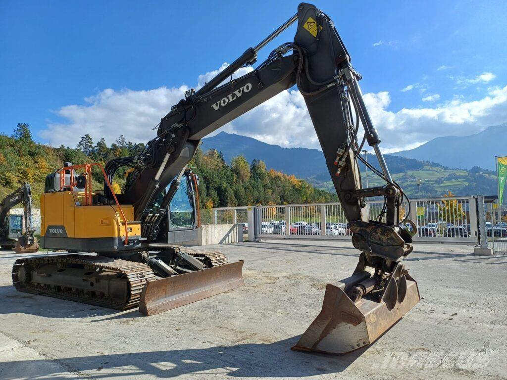 Volvo ECR235EL Vikšriniai ekskavatoriai