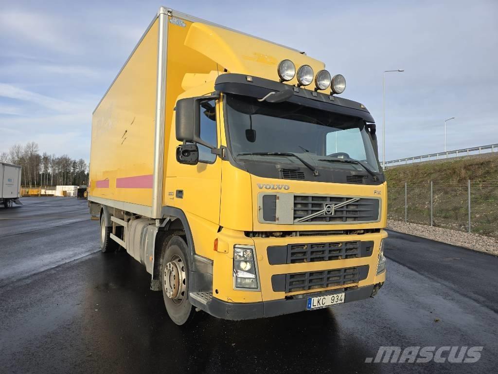 Volvo FM 300 Sunkvežimiai su dengtu kėbulu