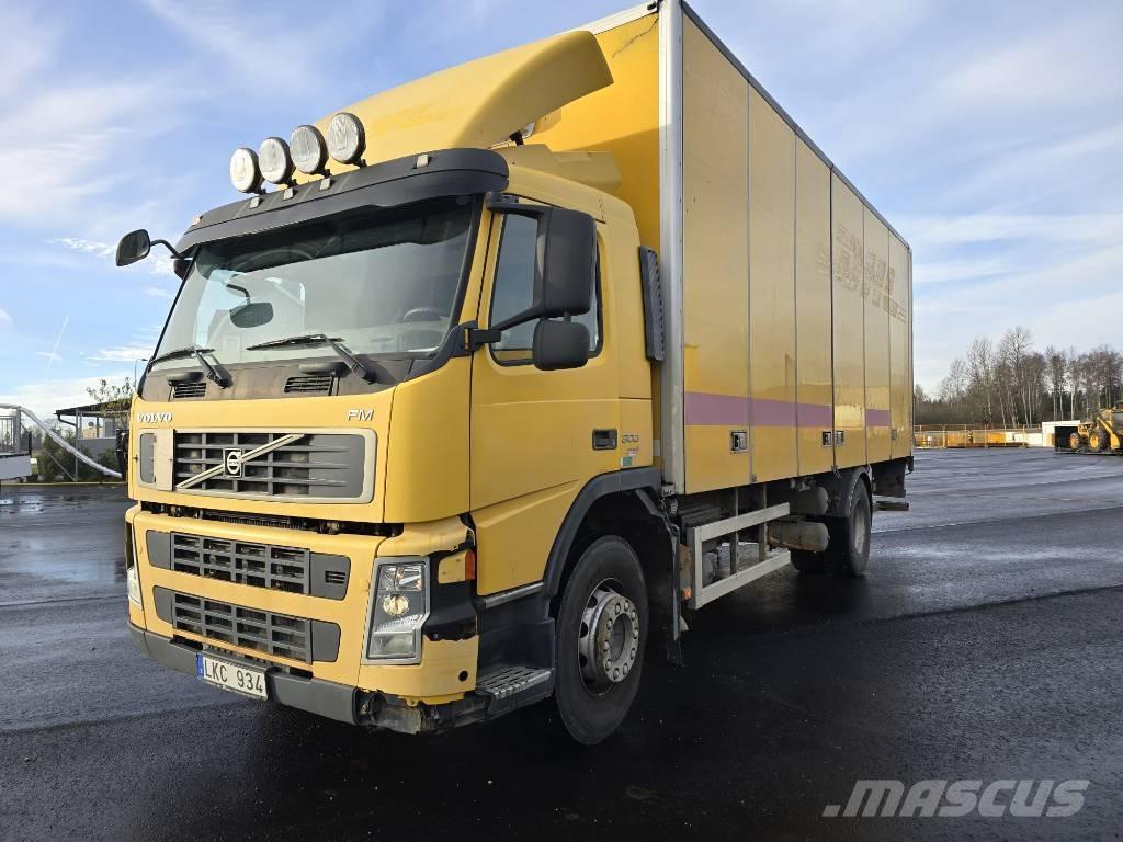Volvo FM 300 Sunkvežimiai su dengtu kėbulu