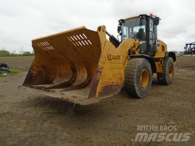 CAT 938M Naudoti ratiniai krautuvai