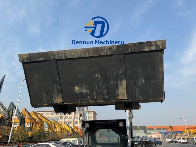 Bobcat S 130 Krautuvai su šoniniu pasukimu