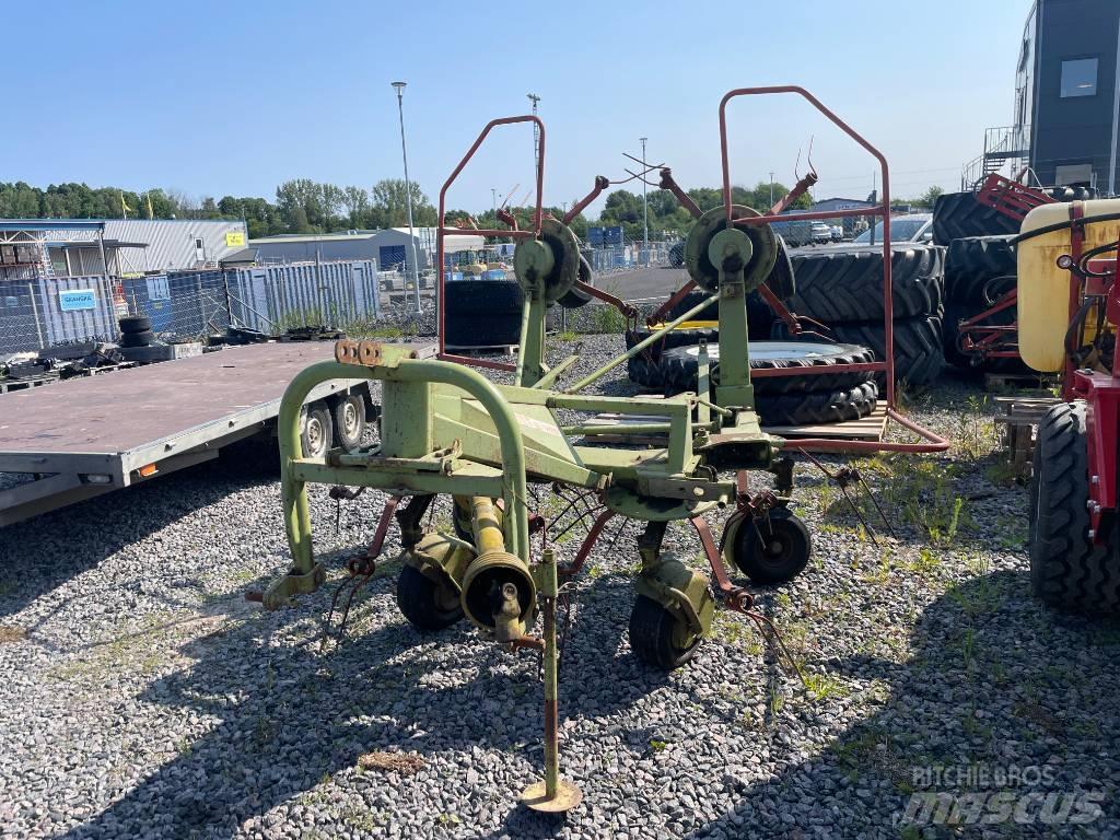 CLAAS W 600 Šieno grėbliai ir vartytuvai