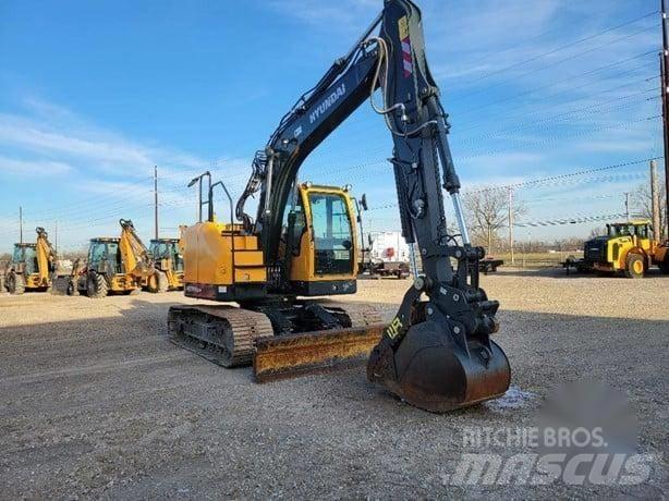 Hyundai HX130 Vikšriniai ekskavatoriai