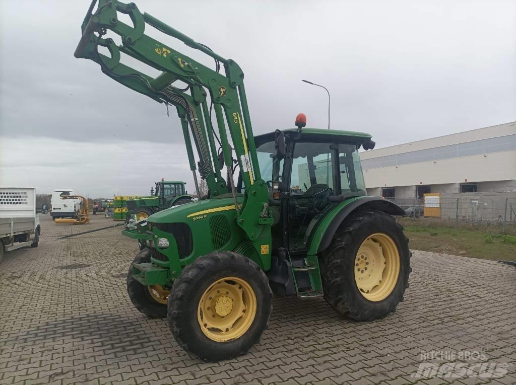 John Deere 5090 R Traktoriai