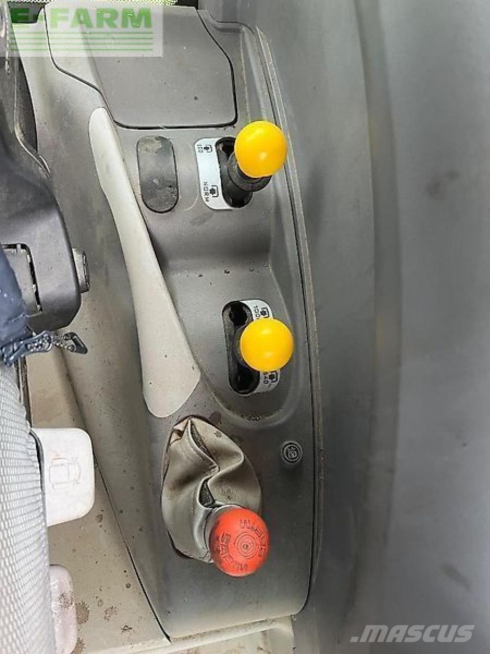 Deutz-Fahr 6120 Traktoriai