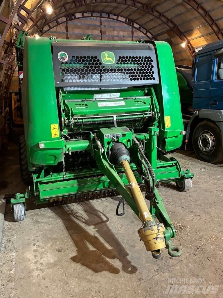 John Deere 960 Ritinių presai
