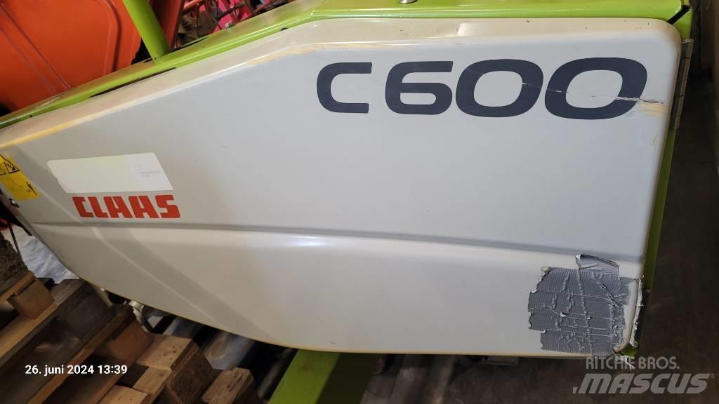 CLAAS Tucano 430 Derliaus nuėmimo kombainai