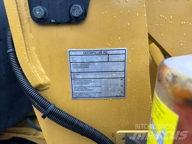 CAT  906M Naudoti ratiniai krautuvai