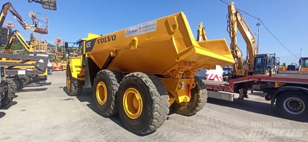 Volvo A 25 E Karjeriniai savivarčiai