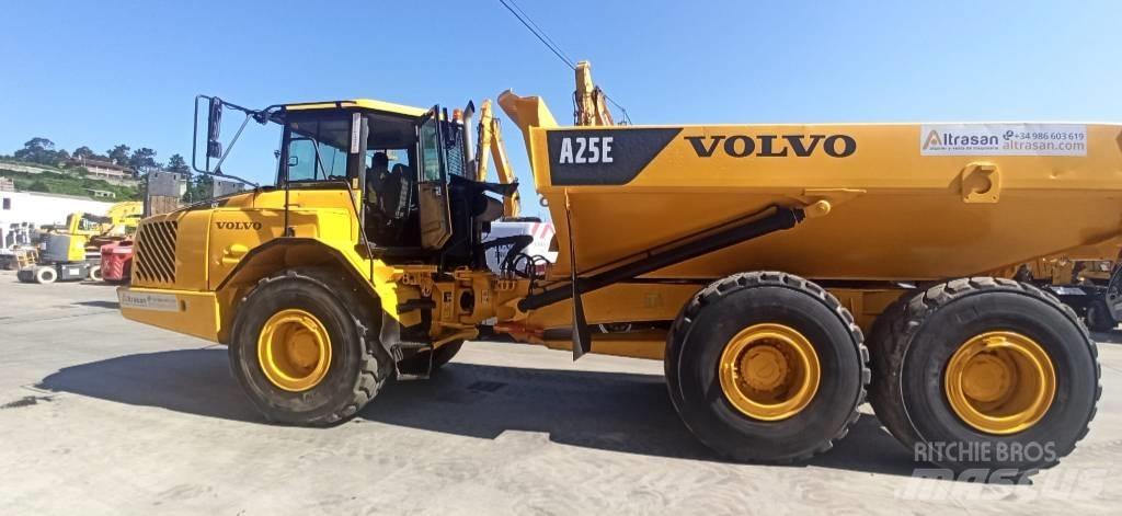 Volvo A 25 E Karjeriniai savivarčiai