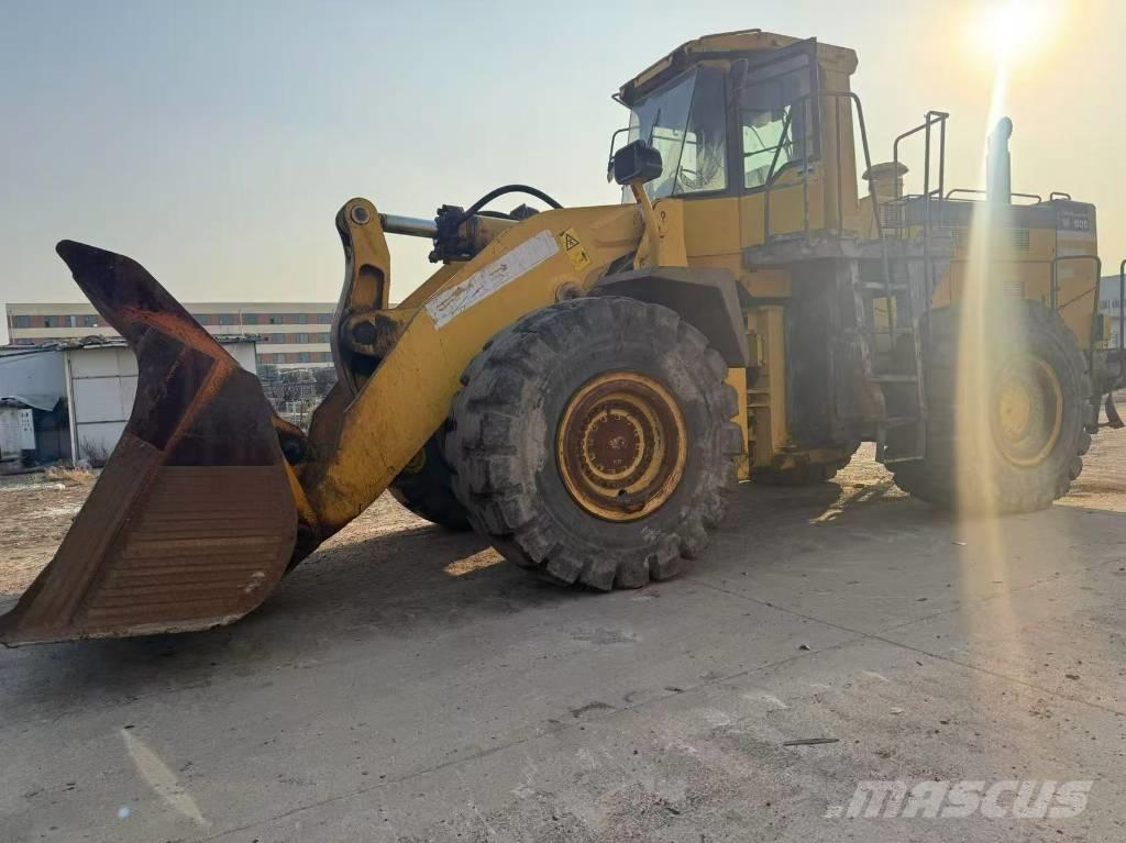 Komatsu WA 600-3 Naudoti ratiniai krautuvai