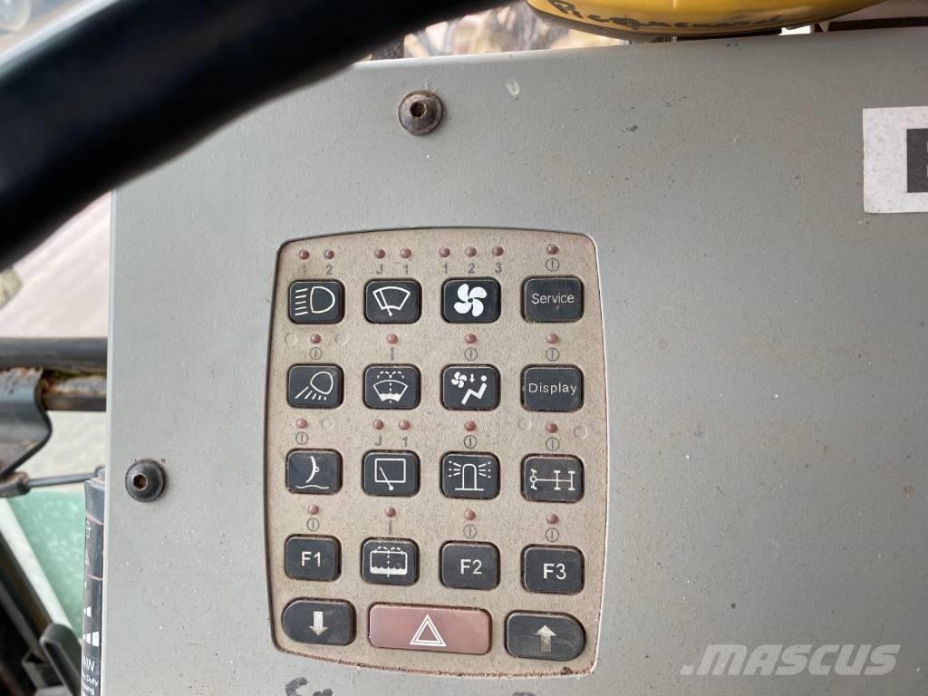 New Holland F 156.6 Greideriai