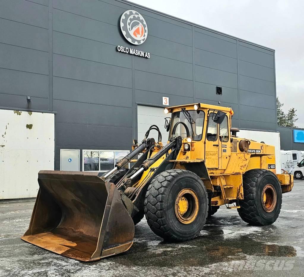 Volvo L 120 Naudoti ratiniai krautuvai