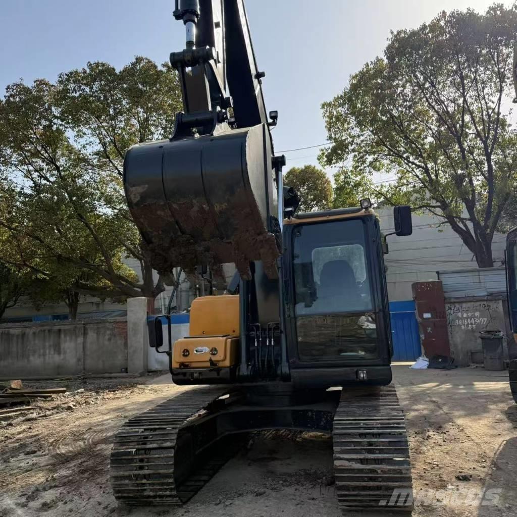 Hyundai R150LC-9S Vikšriniai ekskavatoriai