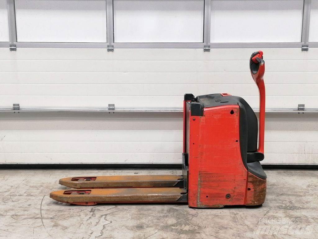 Linde T16L Mažų aukščių keltuvai