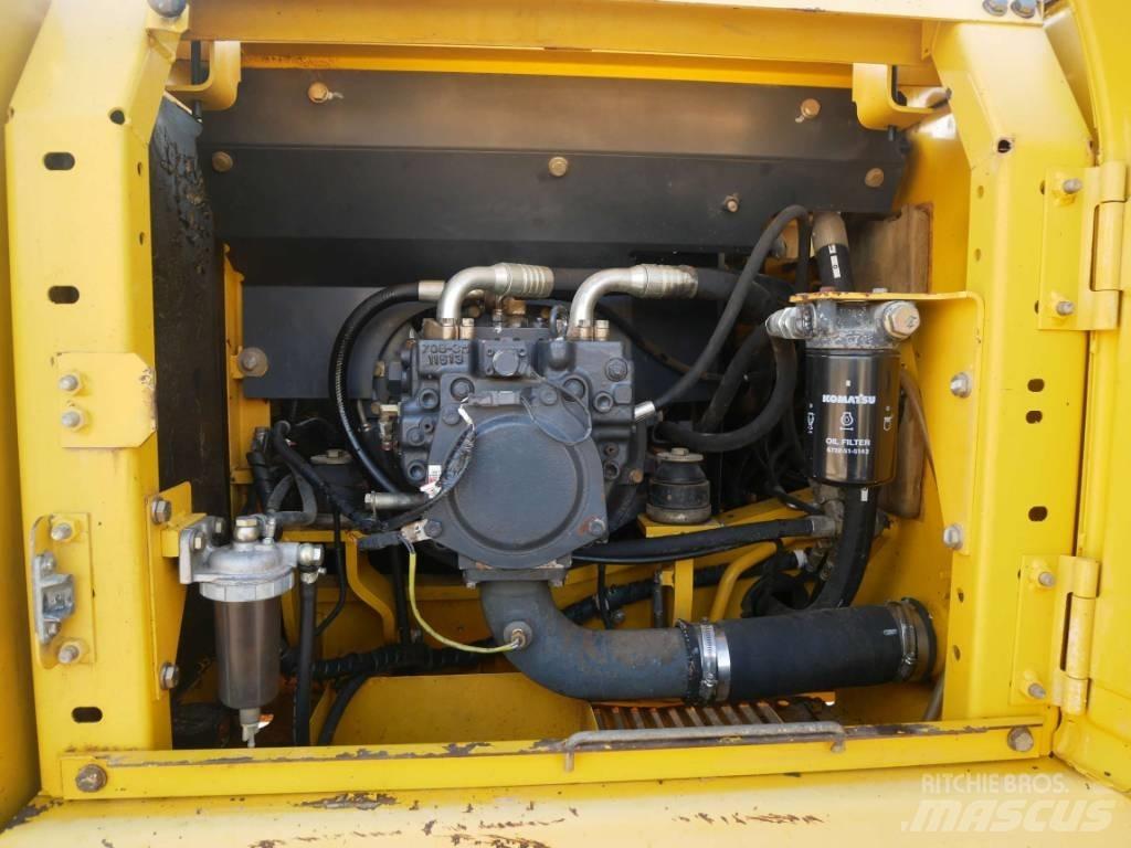 Komatsu PC180NLC-7K Vikšriniai ekskavatoriai