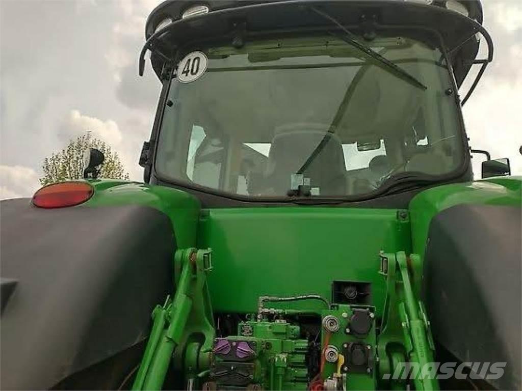 John Deere 8320R Traktoriai