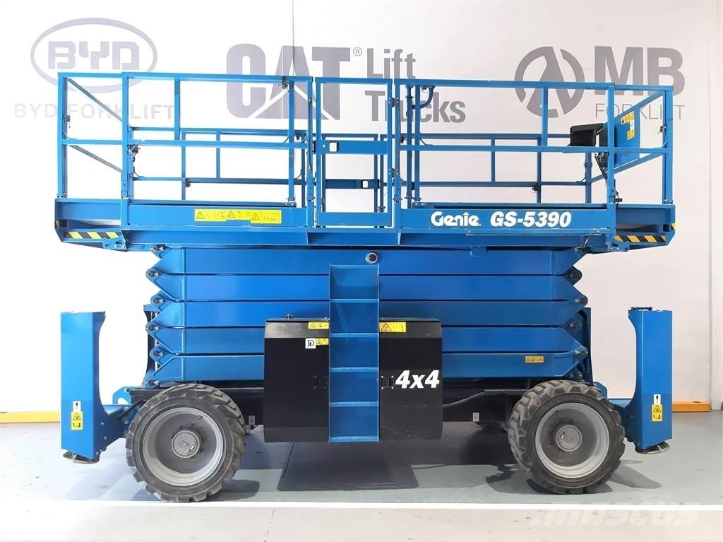 Genie GS5390RT Žirkliniai keltuvai