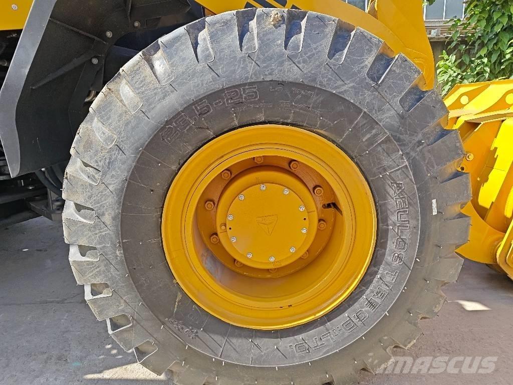SDLG L 958 F Naudoti ratiniai krautuvai