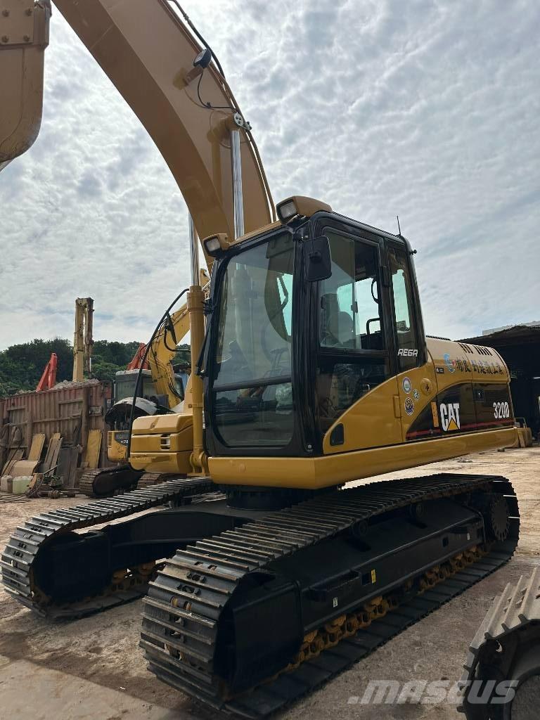 CAT CAT320D Vidutinės galios ekskavatoriai 7-12 t