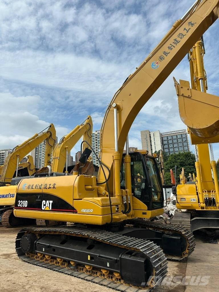 CAT CAT320D Vidutinės galios ekskavatoriai 7-12 t