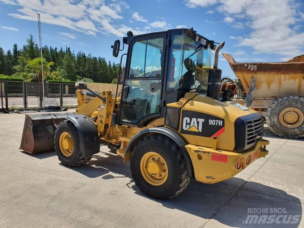 CAT 907 H Naudoti ratiniai krautuvai