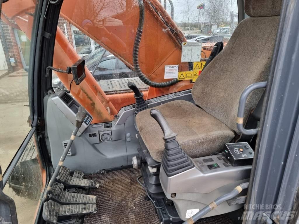Doosan DX 225 LC Vikšriniai ekskavatoriai
