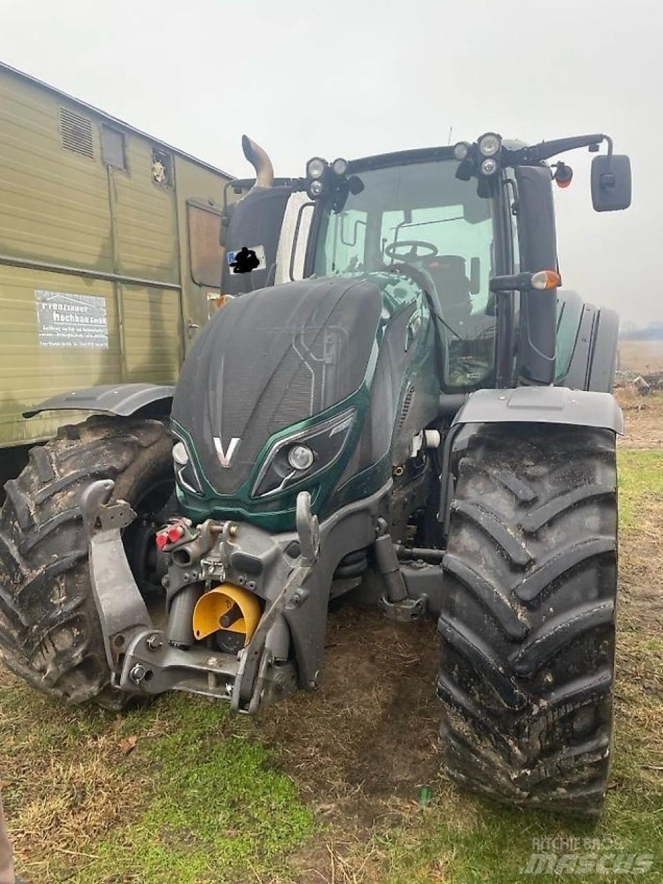 Valtra T 174 E Traktoriai