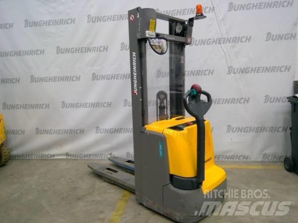 Jungheinrich EJC 216 Rankiniai vėžimėliai