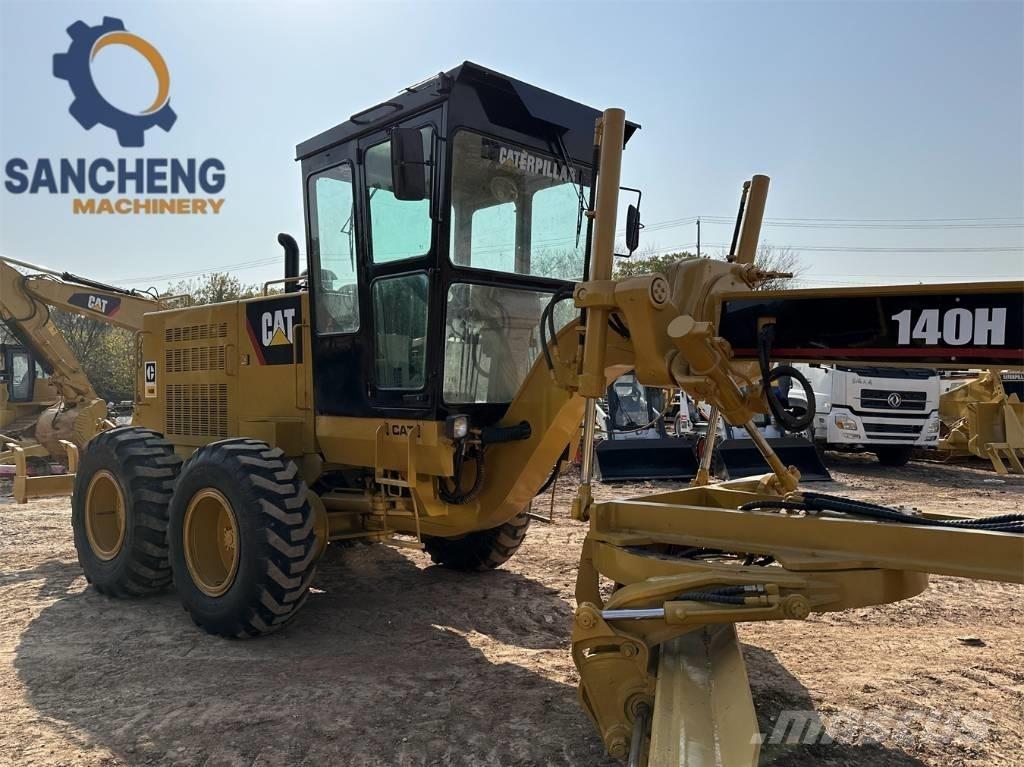 CAT 140H Greideriai