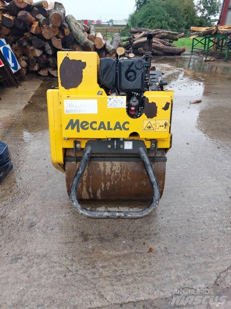 Mecalac MBR71 Vieno būgno volai