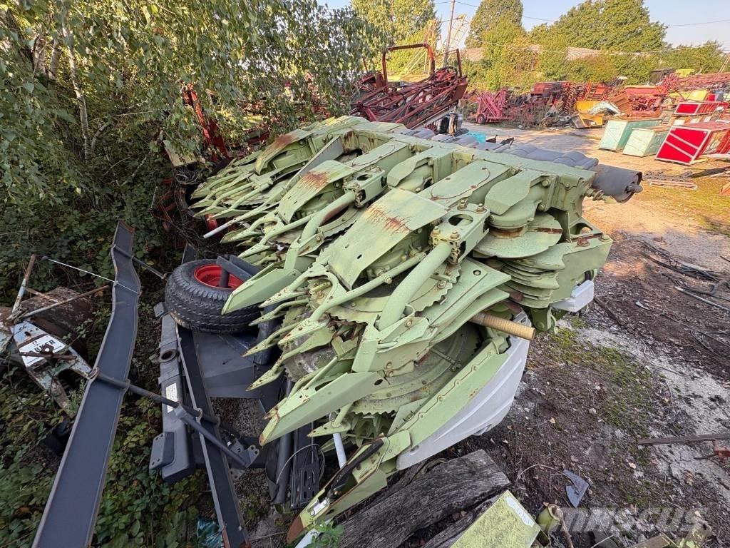 CLAAS 992 Derliaus nuėmimo kombainų galvos
