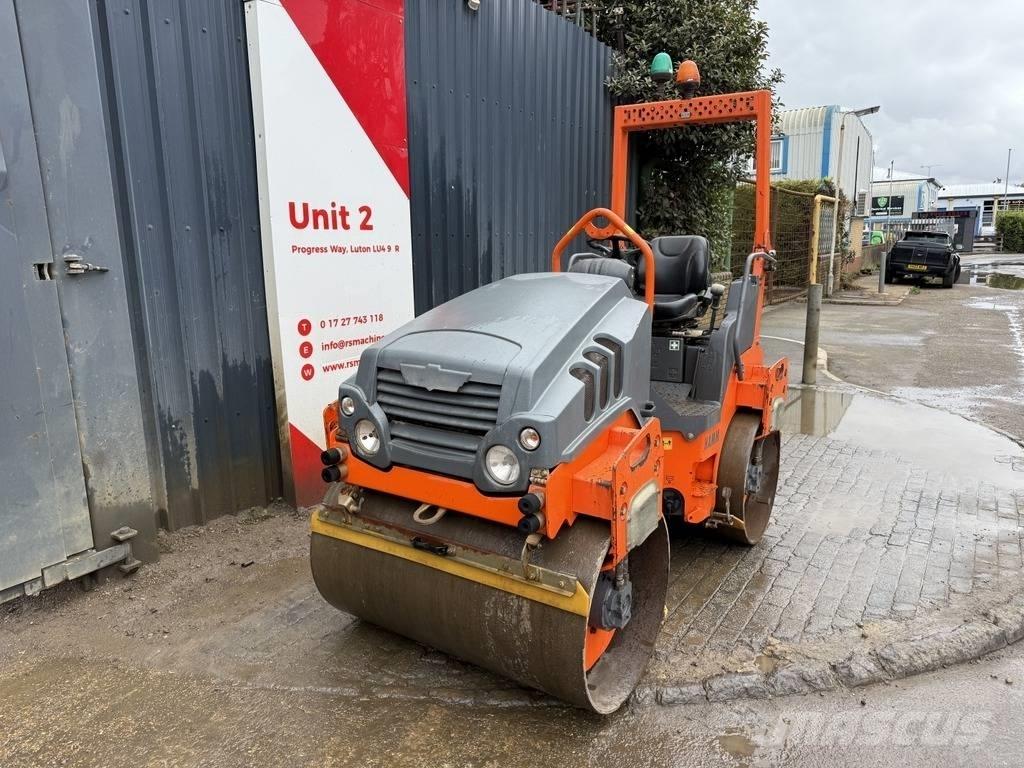 Hamm HD 12 3t Roller Porinių būgnų volai