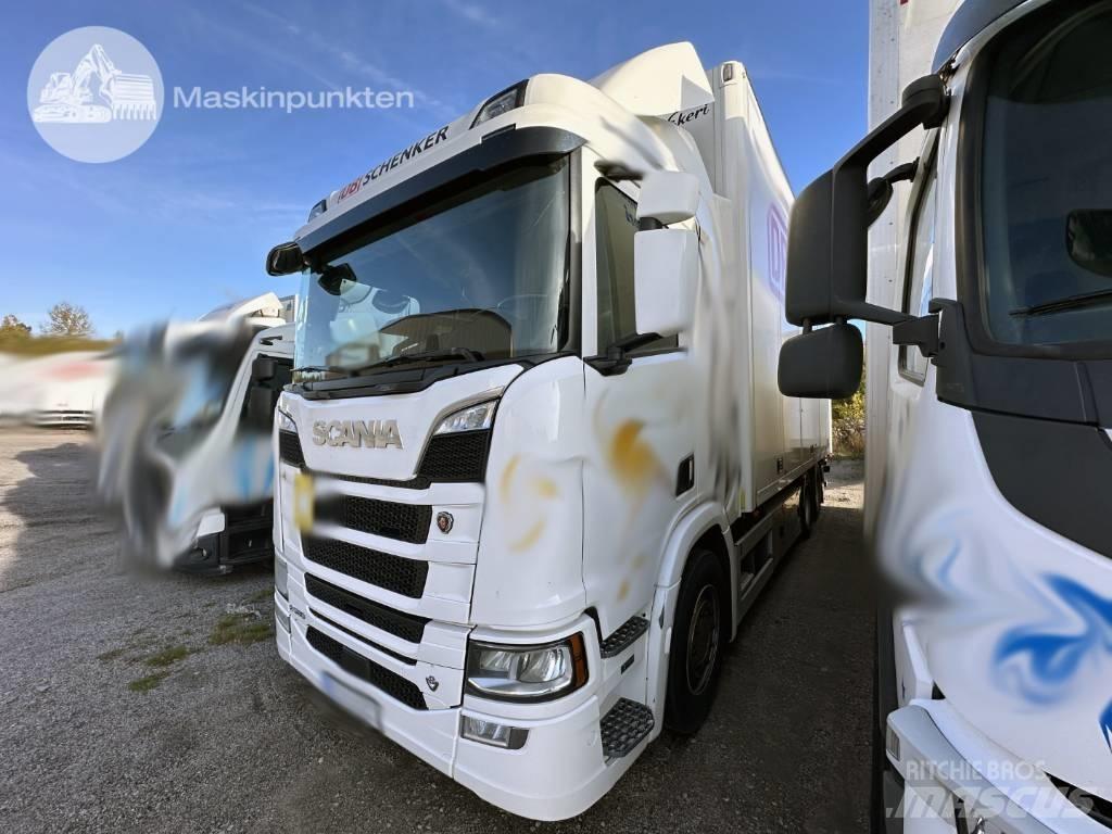Scania R 580 Sunkvežimiai su dengtu kėbulu
