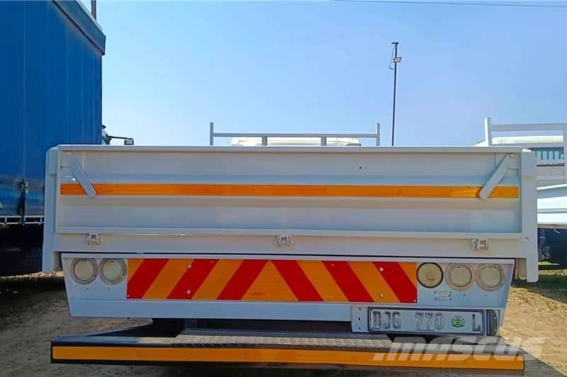 Isuzu NPR400 Kita