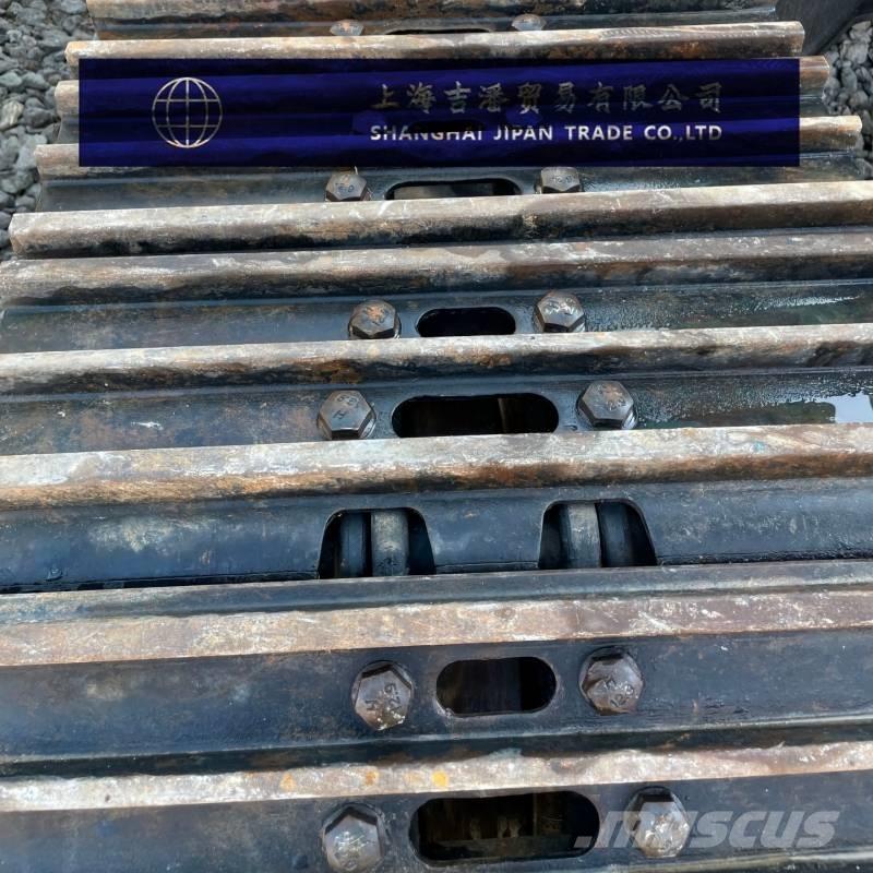 Kobelco SK 200 Vikšriniai ekskavatoriai