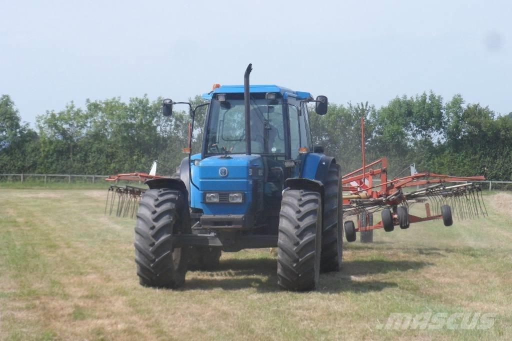 New Holland 8340 Traktoriai